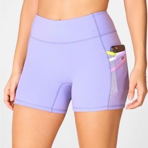 Fabletics Trinity Motion365 Mid-Rise 5” Short